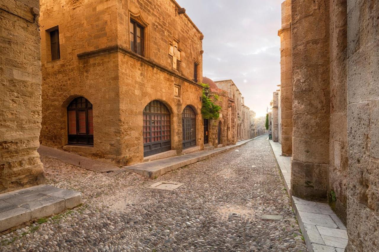 Colourful Aria Of The Medieval Town Rhodes City Kültér fotó